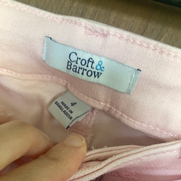 Croft & barrow pink jean mid rise Capri with floral scarf belt size 4 - Picture 11 of 17